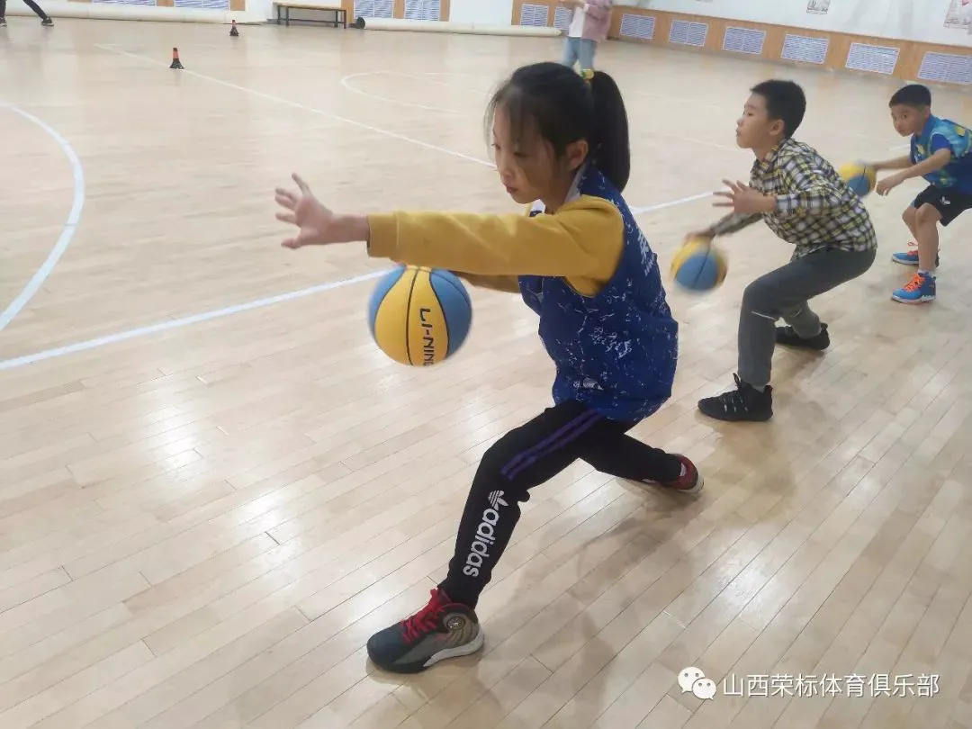 资深篮球教练推荐的训练规矩_1
